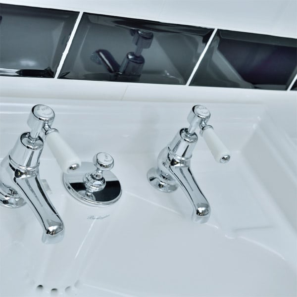 Stiges Metro Bevel Gloss Black 200x100mm - Image 3